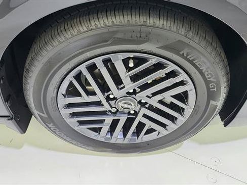 Certified 2026 Nissan Sentra SV w/ Floor Mat Package FWD image 28