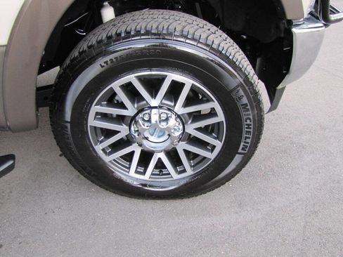 Used 2017 Ford F250 Lariat w/ Lariat Value Package image 26