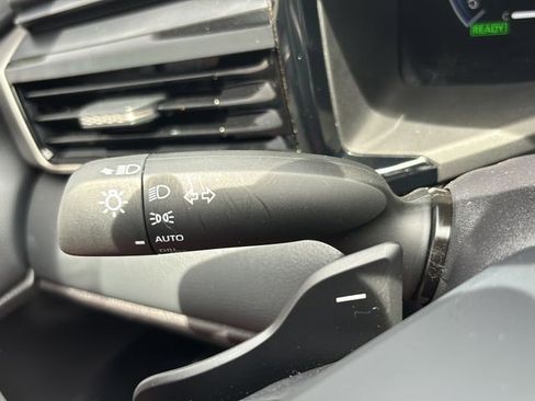 Used 2025 Toyota Camry XSE FWD image 23