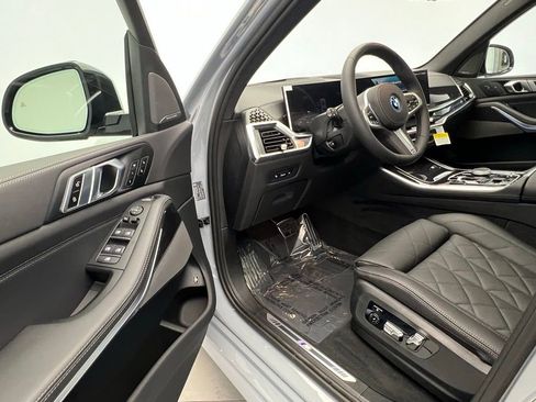 New 2026 BMW X5 xDrive50e AWD/4WD image 22