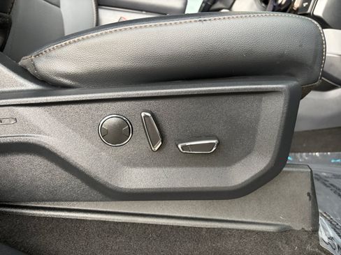 Used 2024 Ford F150 Lightning Lariat AWD/4WD image 28