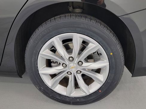 Used 2024 Chevrolet Malibu LT image 11