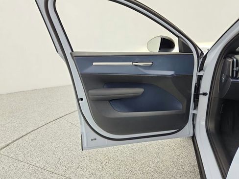 New 2026 Volvo EX30 Plus image 30