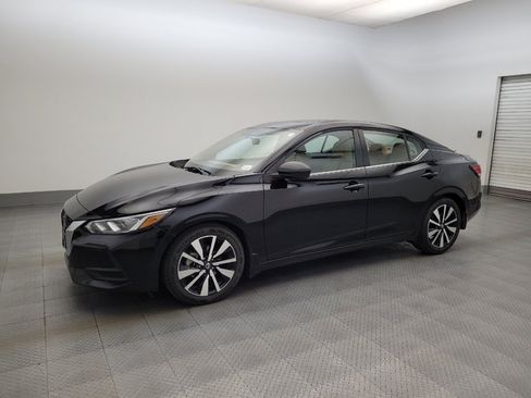 Used 2021 Nissan Sentra SV w/ SV Premium Package FWD image 2