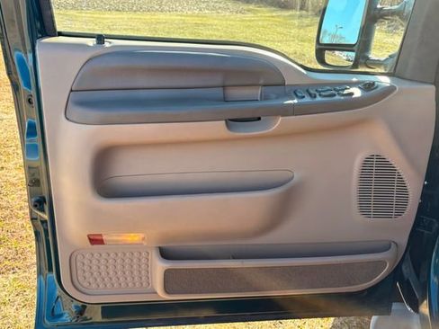 Used 1999 Ford F350 Lariat image 33