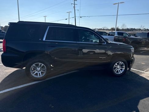 Used 2019 Chevrolet Tahoe LT image 9