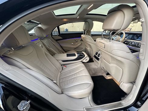 Used 2018 Mercedes-Benz S 560 Sedan image 17