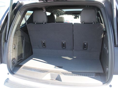 New 2026 Chevrolet Tahoe High Country image 19