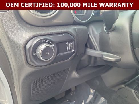 Used 2023 Jeep Wrangler Unlimited Sahara w/ Cold Weather Group AWD/4WD image 26