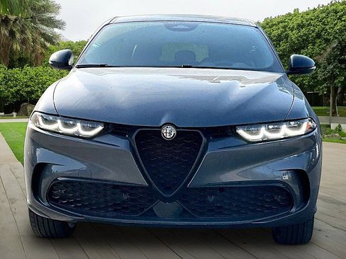 Used 2024 Alfa Romeo Tonale Veloce AWD/4WD image 2