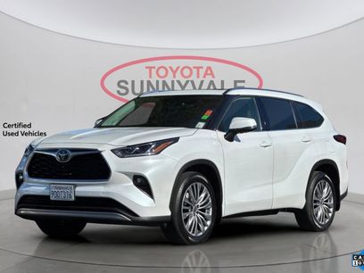 Certified 2022 Toyota Highlander Platinum