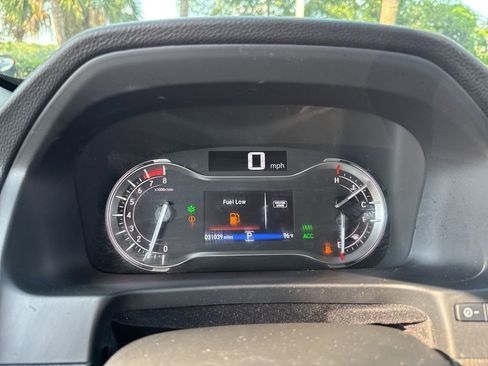 Used 2023 Honda Ridgeline RTL-E image 36