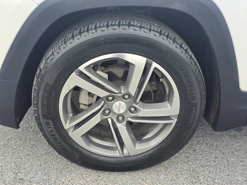 Used 2021 GMC Terrain SLT w/ Infotainment Package II FWD image 10