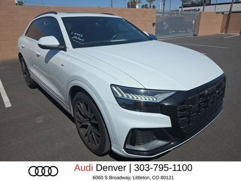 Used 2023 Audi Q8 Prestige w/ Prestige Package image 3