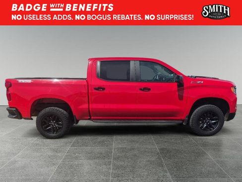 Used 2023 Chevrolet Silverado 1500 LT Trail Boss AWD/4WD image 3