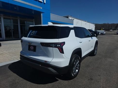 New 2026 Chevrolet Equinox LT image 7