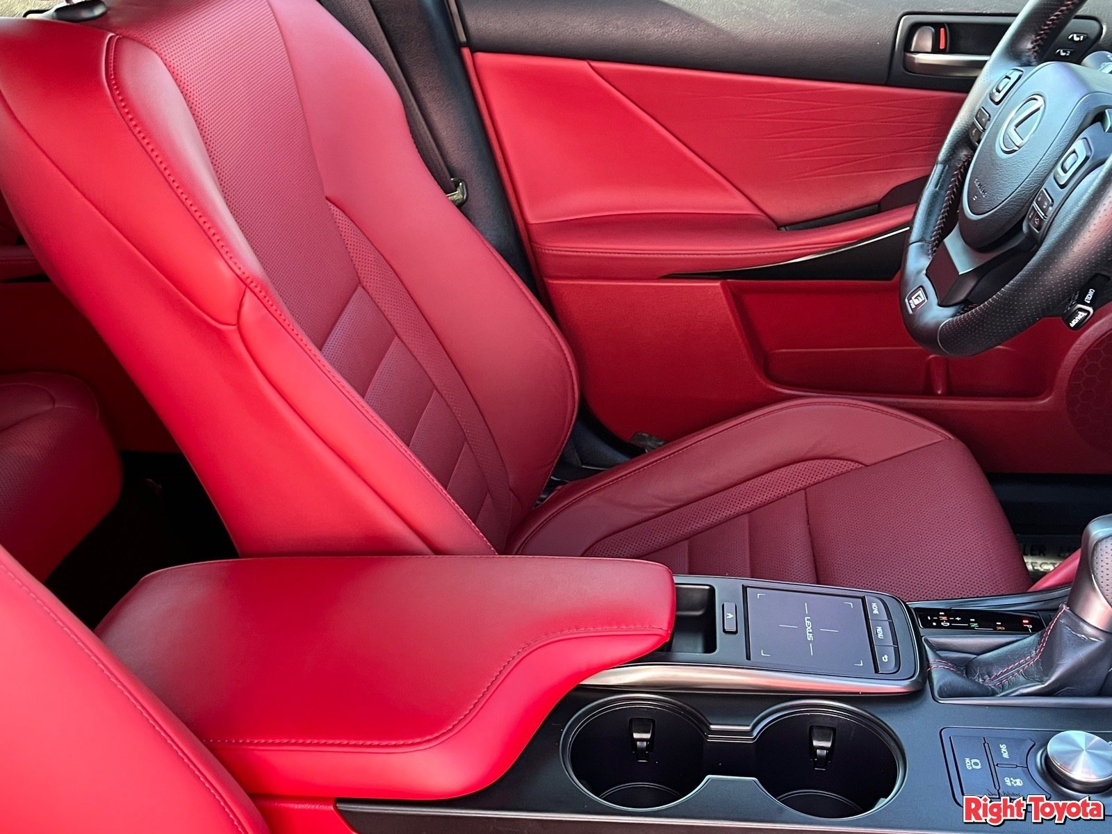 Used 2025 Lexus IS 350 F Sport RWD image 13