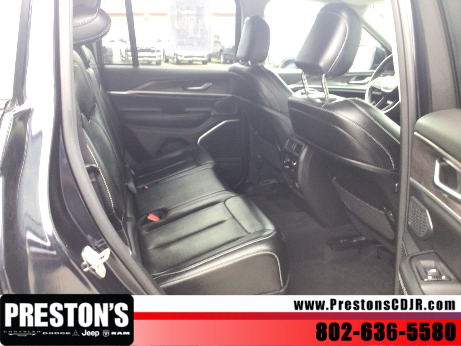 Used 2024 Jeep Grand Cherokee Limited 4xe AWD/4WD image 26