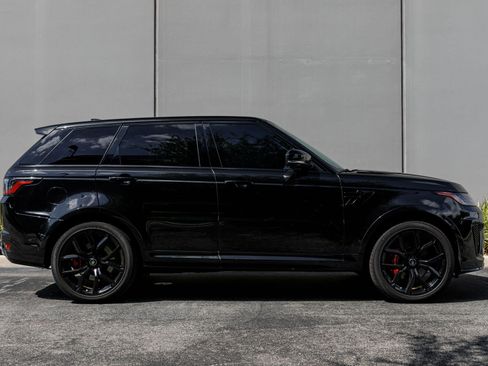 Used 2022 Land Rover Range Rover Sport SVR AWD/4WD image 6