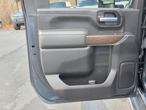 Used 2020 GMC Sierra 3500 Denali image 29