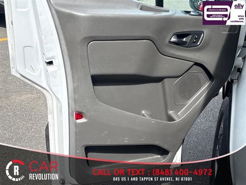 Used 2020 Ford Transit 250 Medium Roof RWD image 22