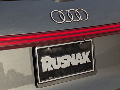 New 2025 Audi Q5 Premium Plus image 19