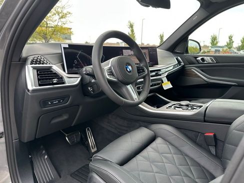New 2026 BMW X5 xDrive40i w/ M Sport Package image 17