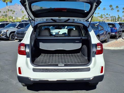 Used 2016 Subaru Outback 2.5i Limited image 16