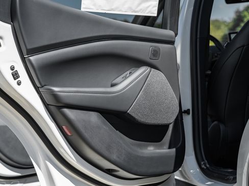 New 2025 Ford Mustang Mach-E Premium image 36