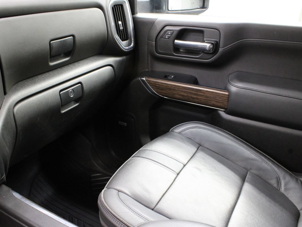 Used 2023 Chevrolet Silverado 3500 High Country w/ Technology Package AWD/4WD image 38