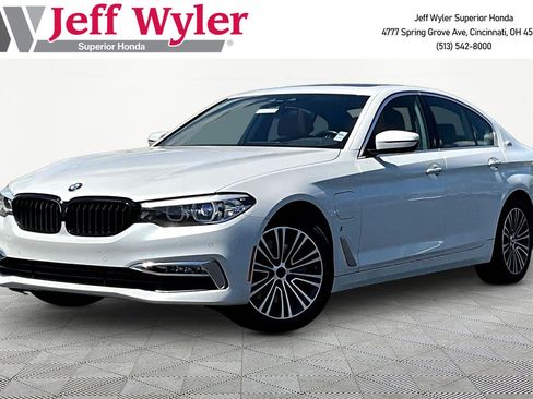 Used 2018 BMW 530e RWD image 1