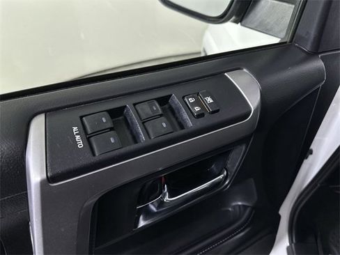 Used 2018 Toyota 4Runner SR5 image 23