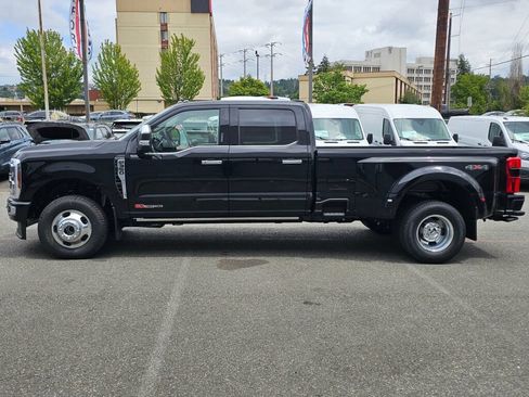 New 2026 Ford F350 Platinum w/ Platinum Plus Package AWD/4WD image 2