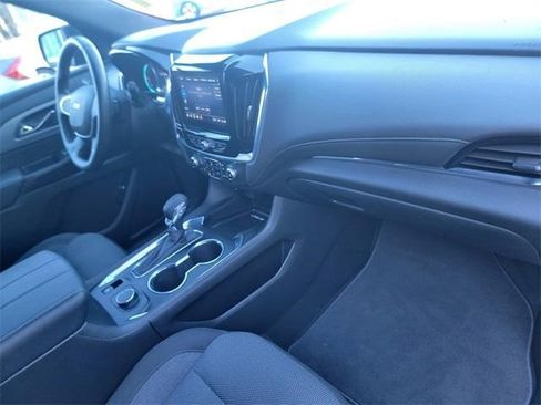 Certified 2023 Chevrolet Traverse LT image 22