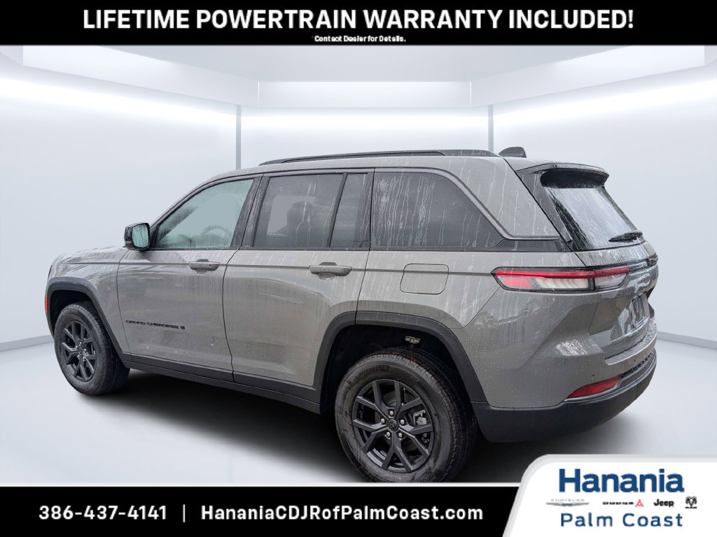 New 2027 Jeep Grand Cherokee Altitude RWD image 5