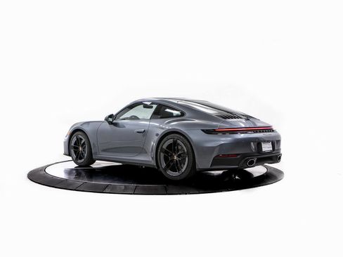 New 2026 Porsche 911 Carrera image 3