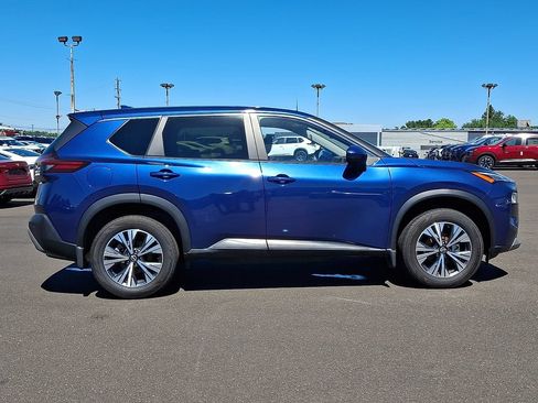 Certified 2023 Nissan Rogue SV AWD/4WD image 8