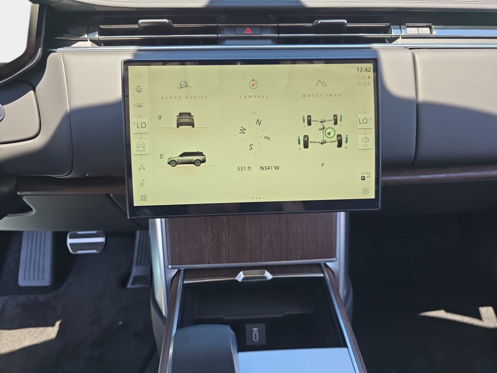 New 2026 Land Rover Range Rover SE AWD/4WD image 21