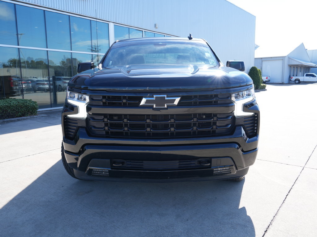 Used 2022 Chevrolet Silverado 1500 RST w/ Z71 Off-Road Package AWD/4WD image 8