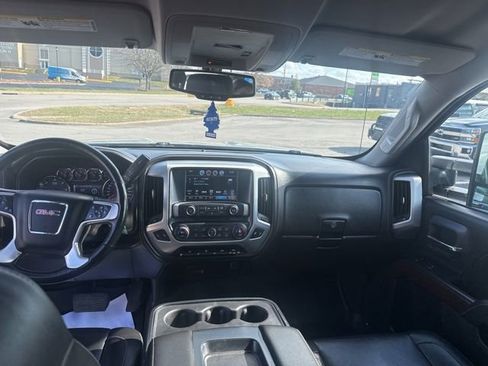 Used 2017 GMC Sierra 1500 SLT w/ Max Trailering Package image 30