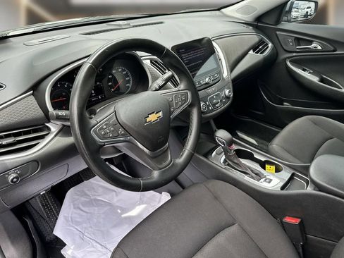 Used 2023 Chevrolet Malibu RS w/ LPO, Floor Liner Package FWD image 13