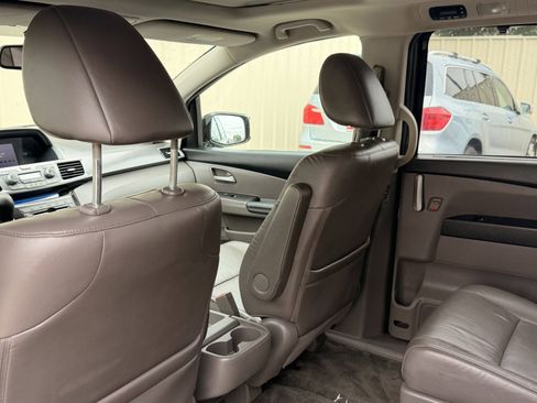 Used 2013 Honda Odyssey Touring image 17