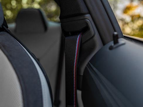 Used 2024 BMW M4 image 44