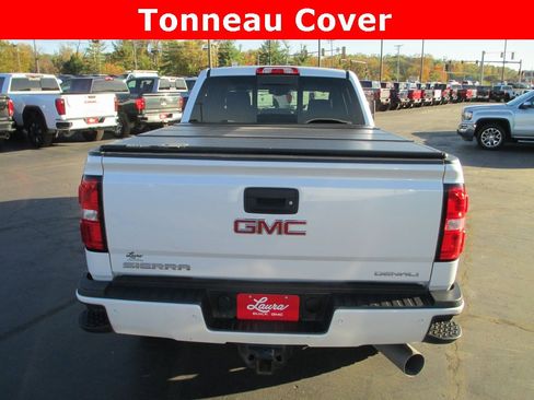 Used 2019 GMC Sierra 2500 Denali w/ Duramax Plus Package image 5
