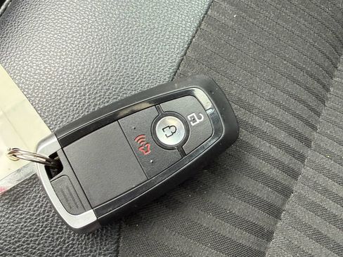 Used 2018 Ford EcoSport SES image 26