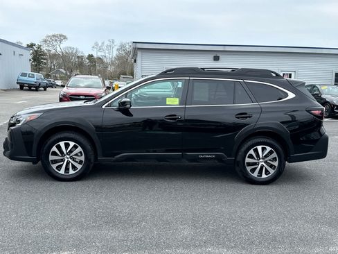 Certified 2025 Subaru Outback Premium AWD/4WD image 4