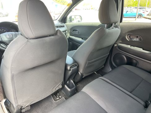 Used 2022 Honda HR-V Sport image 17