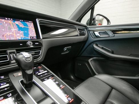 Used 2024 Porsche Macan Turbo AWD/4WD image 14
