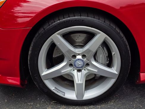 Used 2013 Mercedes-Benz SL 550 image 10