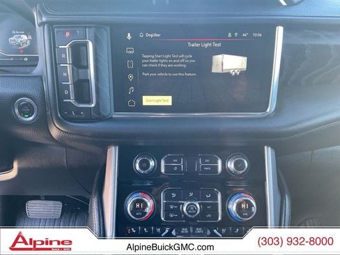 Used 2024 GMC Yukon Denali image 11